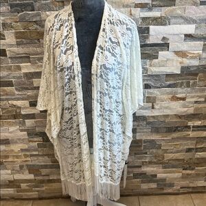 Mixit Cream Floral Lace Bralette